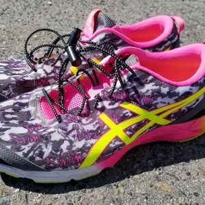 Womens Size 11.5 Asics Gel-hyper Tri Running Shoes